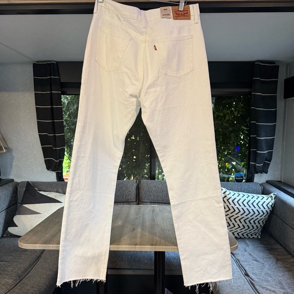 501 Levi white distressed jeans new with tags - Picture 2 of 7